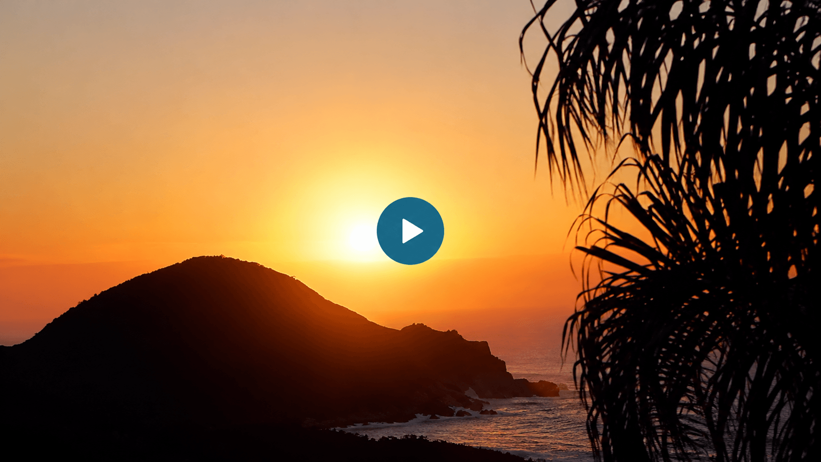 Amanecer visto desde la Pousada Descanso do Rei en Praia do Rosa
