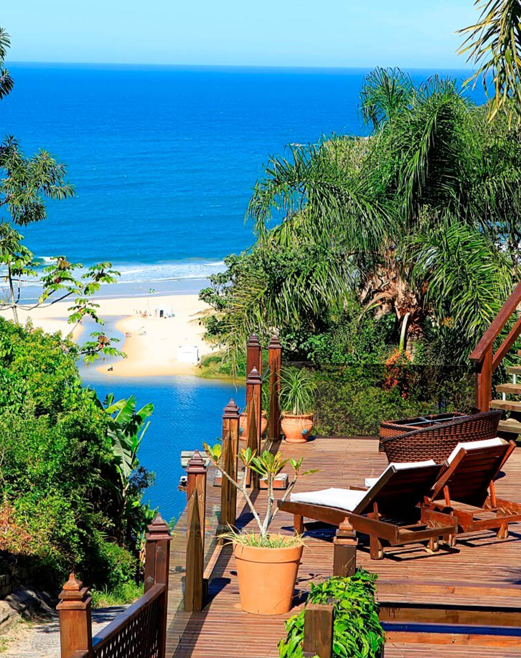 Vista de Praia do Rosa desde la Pousada Descanso do Rei
