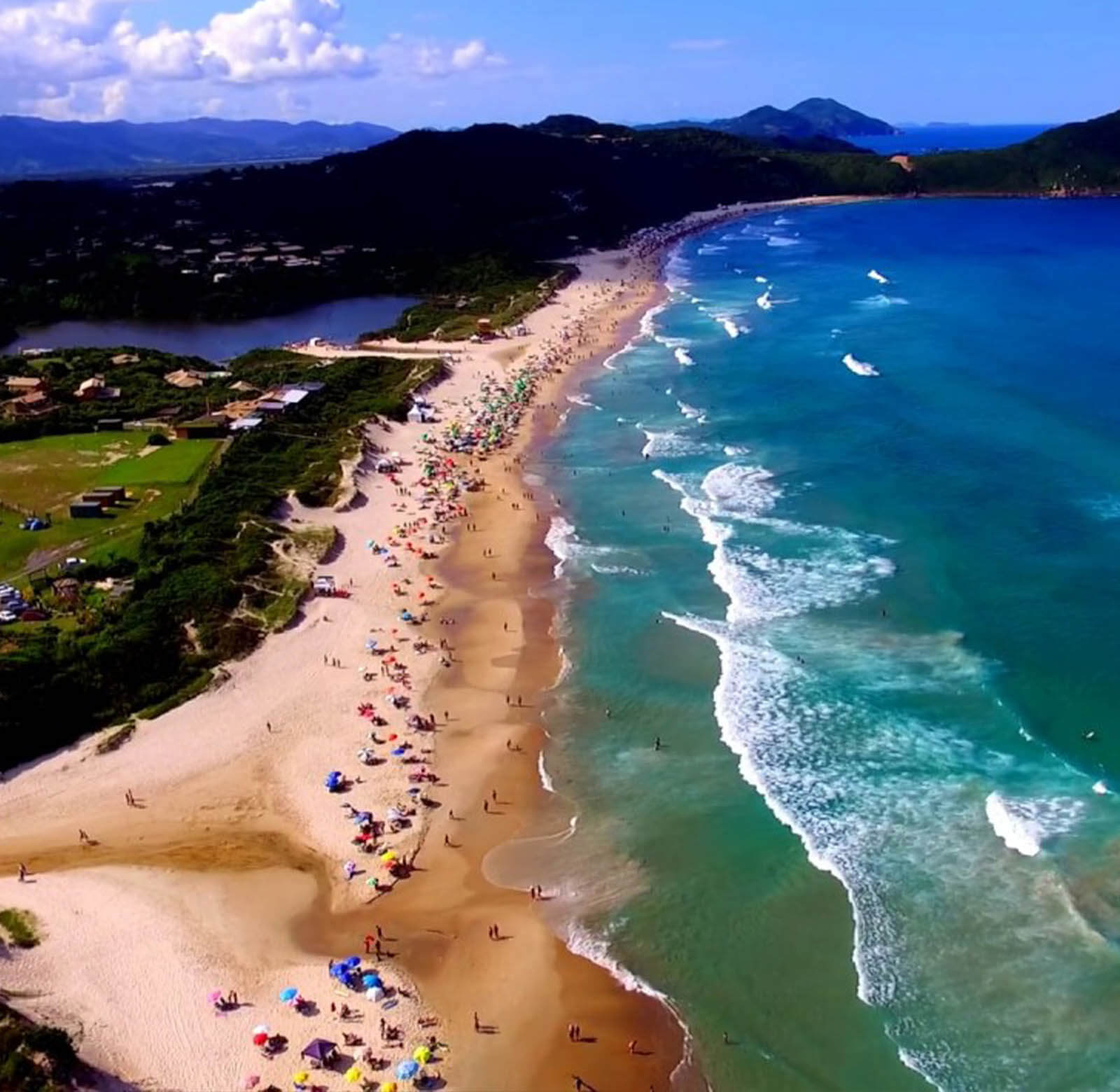 Praia do Rosa: Naturaleza exuberante
